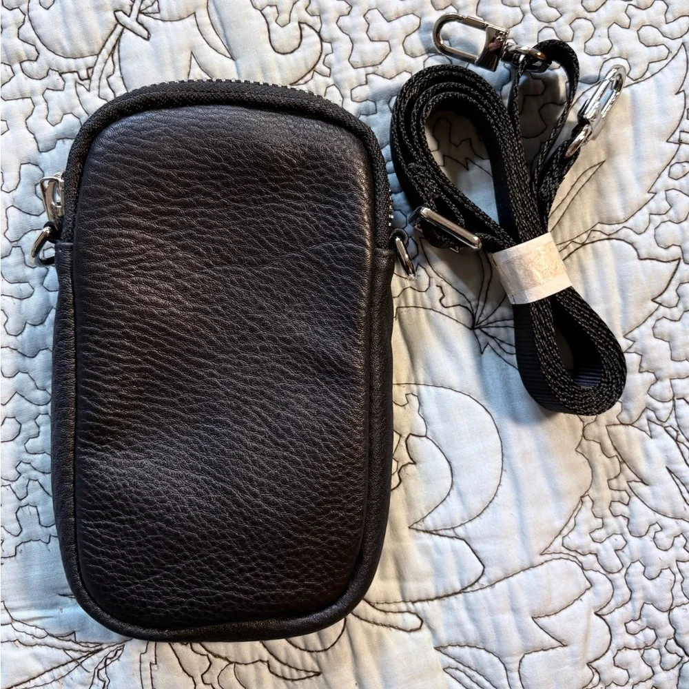 NWT Dolls Kill Black Faux Leather Logo 7” Phone Crossbody Bag NEW💚